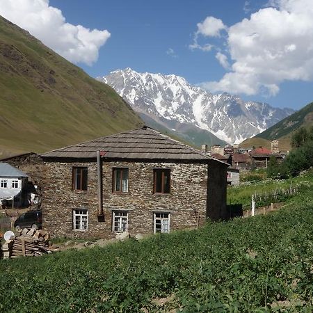 Caucasus Guesthouse Ушґулі Екстер'єр фото