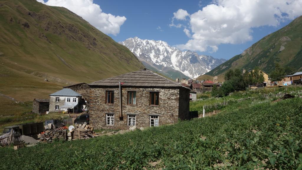 Caucasus Guesthouse Ушґулі Екстер'єр фото